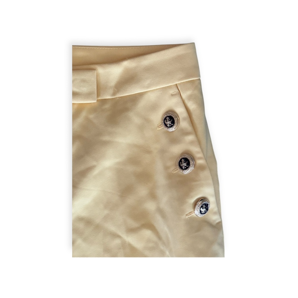 Zara yellow pants button accent medium wrinkled - Picture 6 of 10